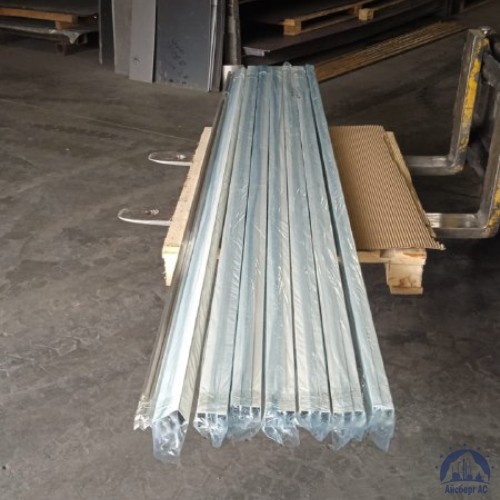 Труба алюминиевая профильная 40х20х2 L=3-6м АД31Т1
