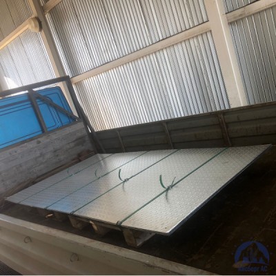 Лист нержавеющий рифленый