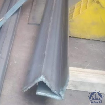 Уголок стальной равнополочный 200х200х25 мм 09Г2С ГОСТ 8509-93 купить в Караганде