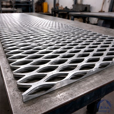 Алюминиевая декоративная просечно-вытяжная сетка 13х60х10 мм купить в Караганде